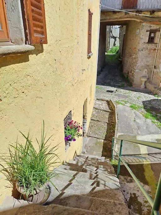 Naggio  Casa Carla, Velzo 빌라 펜션